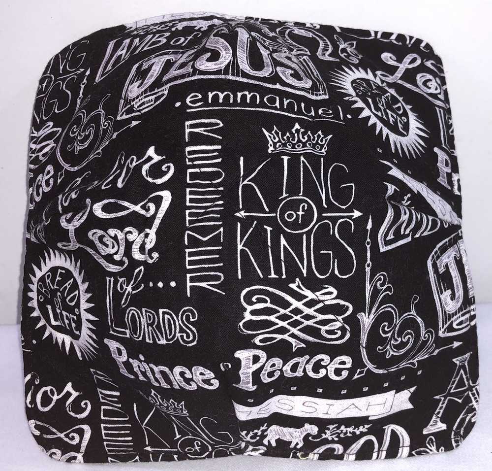 King of Kings Microwavable Bowl Cozy, Soup Bowl Cozy, Bowl Pot Holder, Hot Pad, Reversible to Solid Black