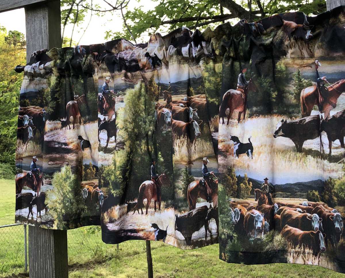 Western Cowboy Cattle Drive Ranch Cow Horse Steer Scenic Handcrafted Valance NEW