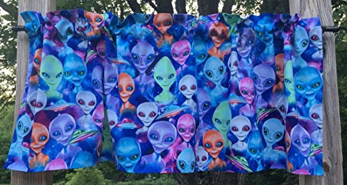 Space Aliens Spaceships Extraterrestrial Martian UFO Creatures From Outerspace Universe Citizens From Mars Galaxy Purple Blue Cotton Valance