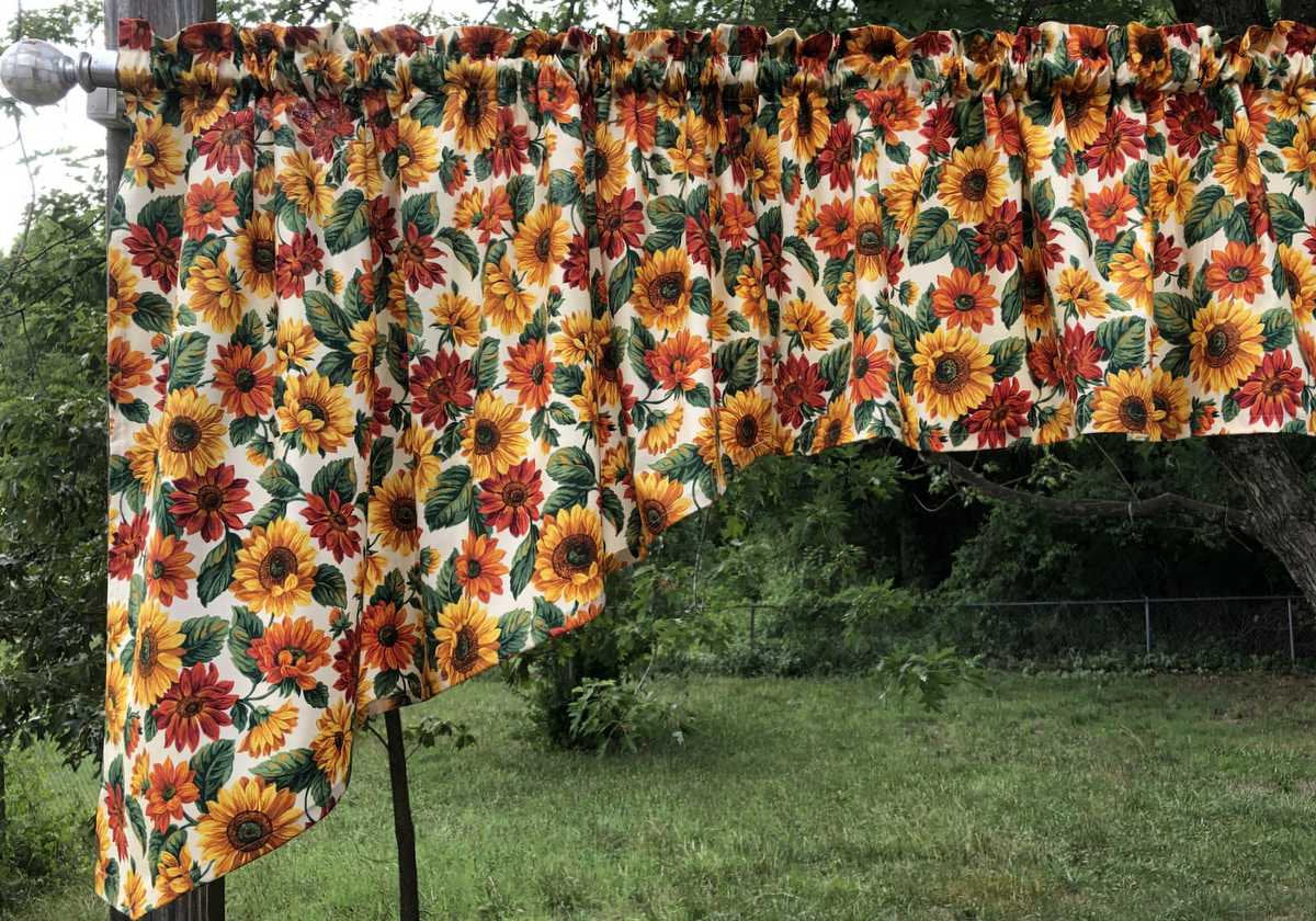 Sunflower Valance Swags Nature Wildflower Autumn Beauty Flowers Bedroom Den Kitchen Curtain Swag Set