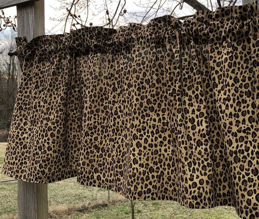 Cheetah Leopard Cat Wildlife Animal Handcrafted Custom Sewn Valance NEW a2/8